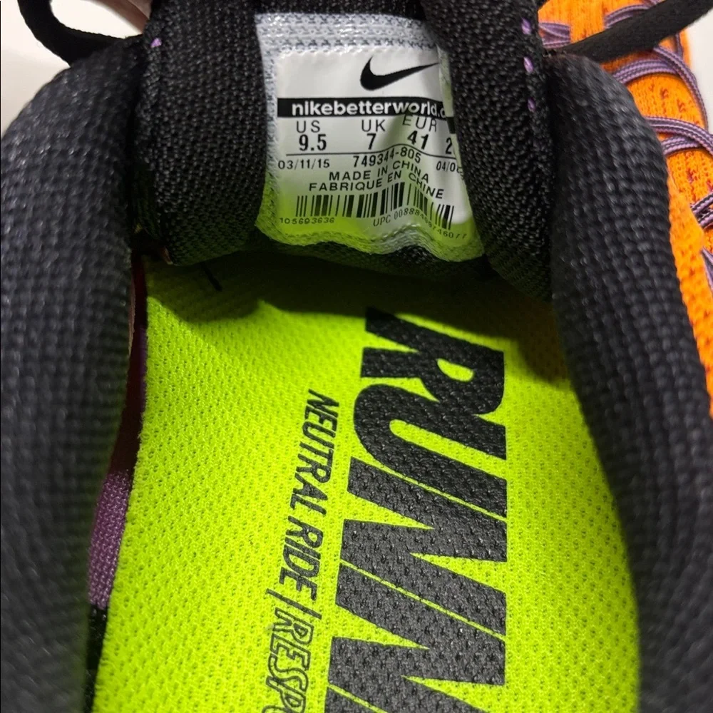 Nike Zoom Pegasus 32 women’s Bright Orange Athletic Shoes size 9.5 - Picture 11 of 11